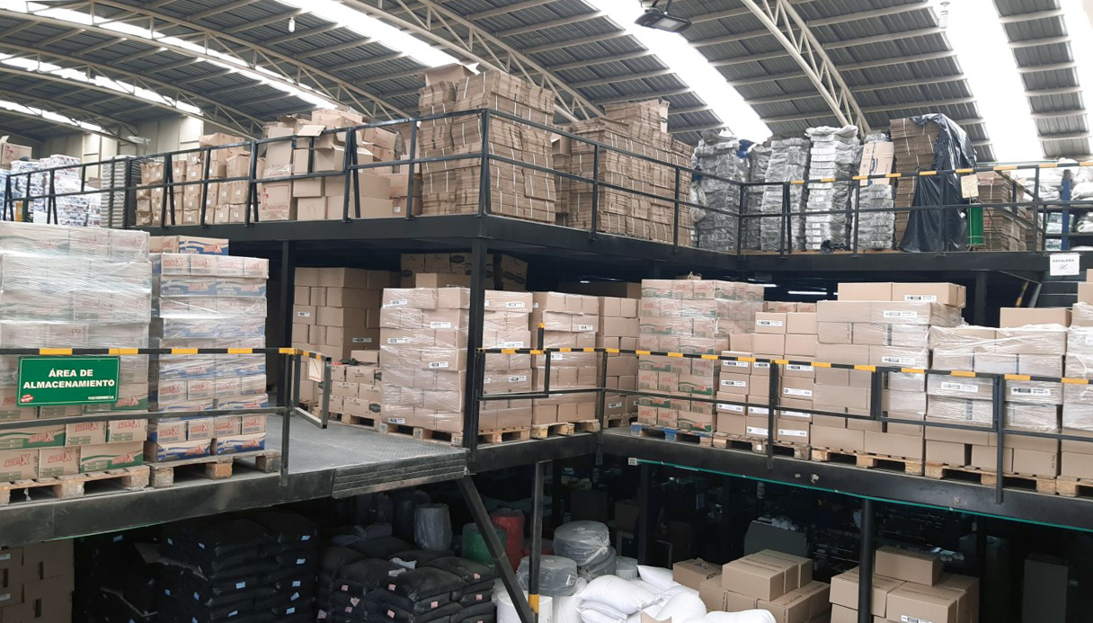 Centro de almacenamiento y distribución del grupo Plastiaromas